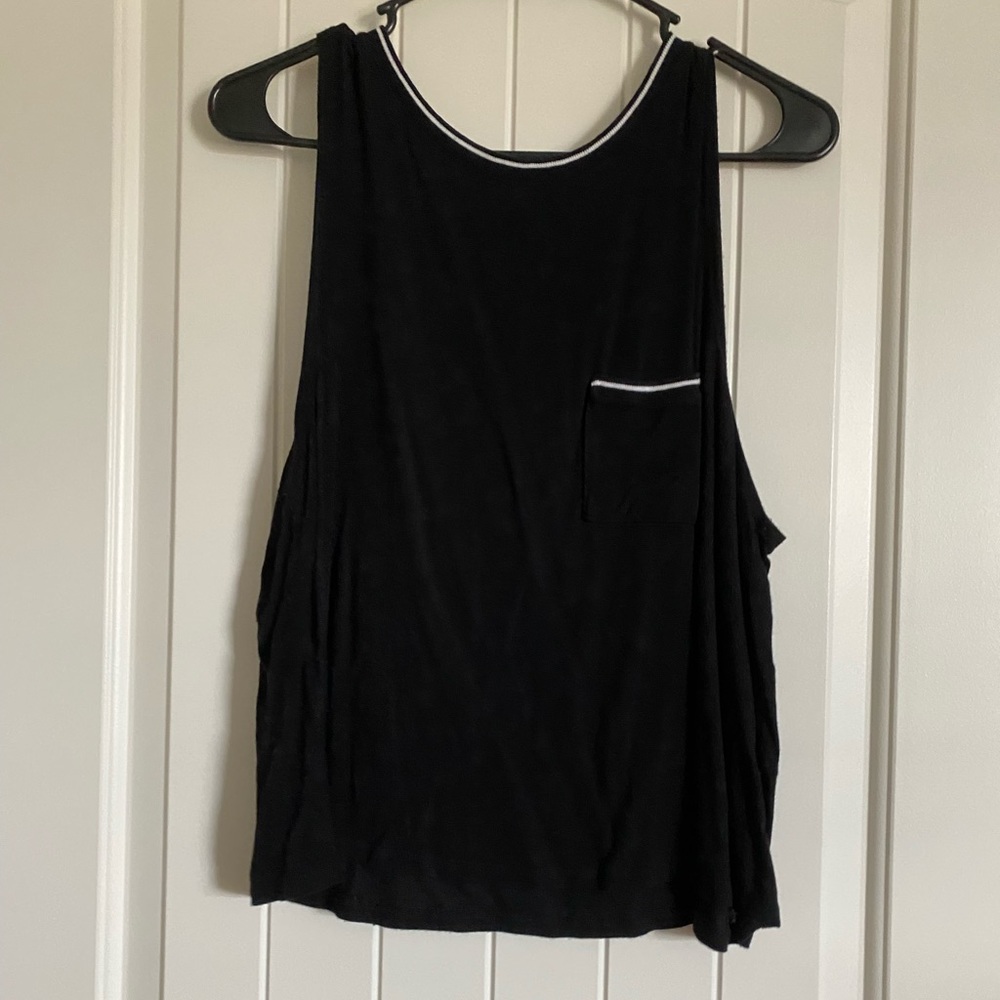 Tank top that flows.